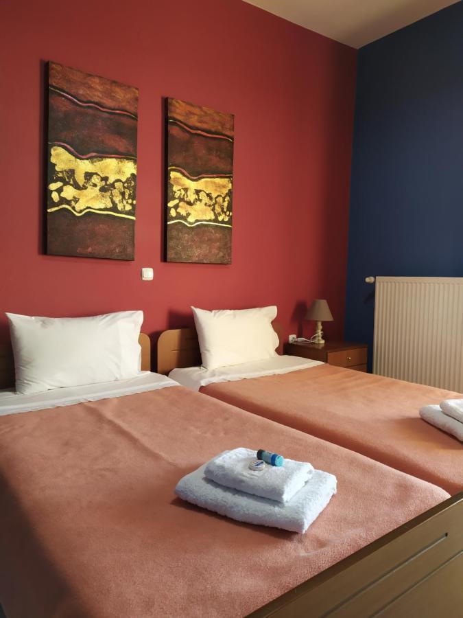 Smallhotel - Vevi المظهر الخارجي الصورة