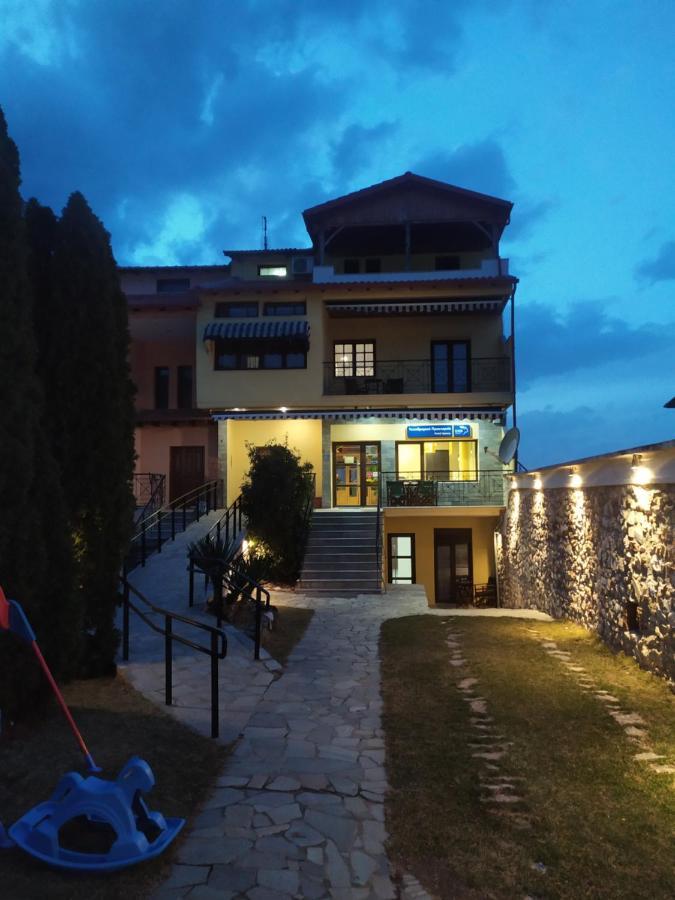 Smallhotel - Vevi المظهر الخارجي الصورة