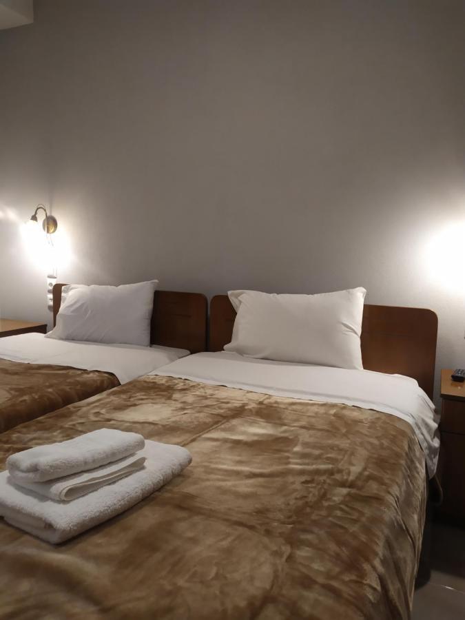 Smallhotel - Vevi المظهر الخارجي الصورة