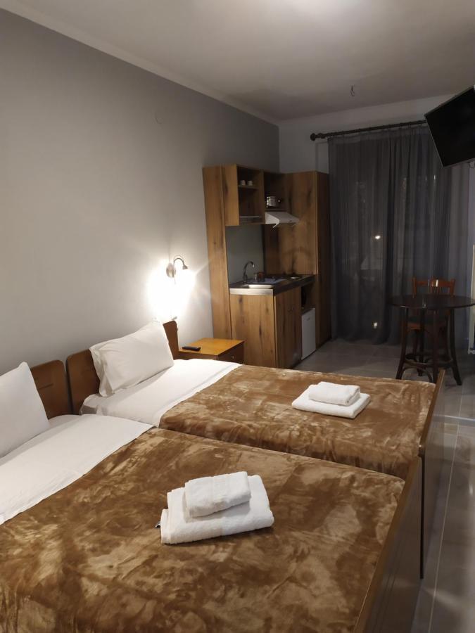 Smallhotel - Vevi المظهر الخارجي الصورة